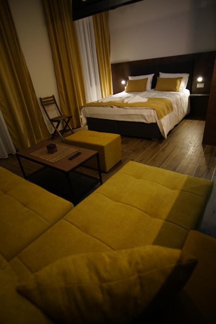 Villa Oskar บิโตลา ภายนอก รูปภาพ